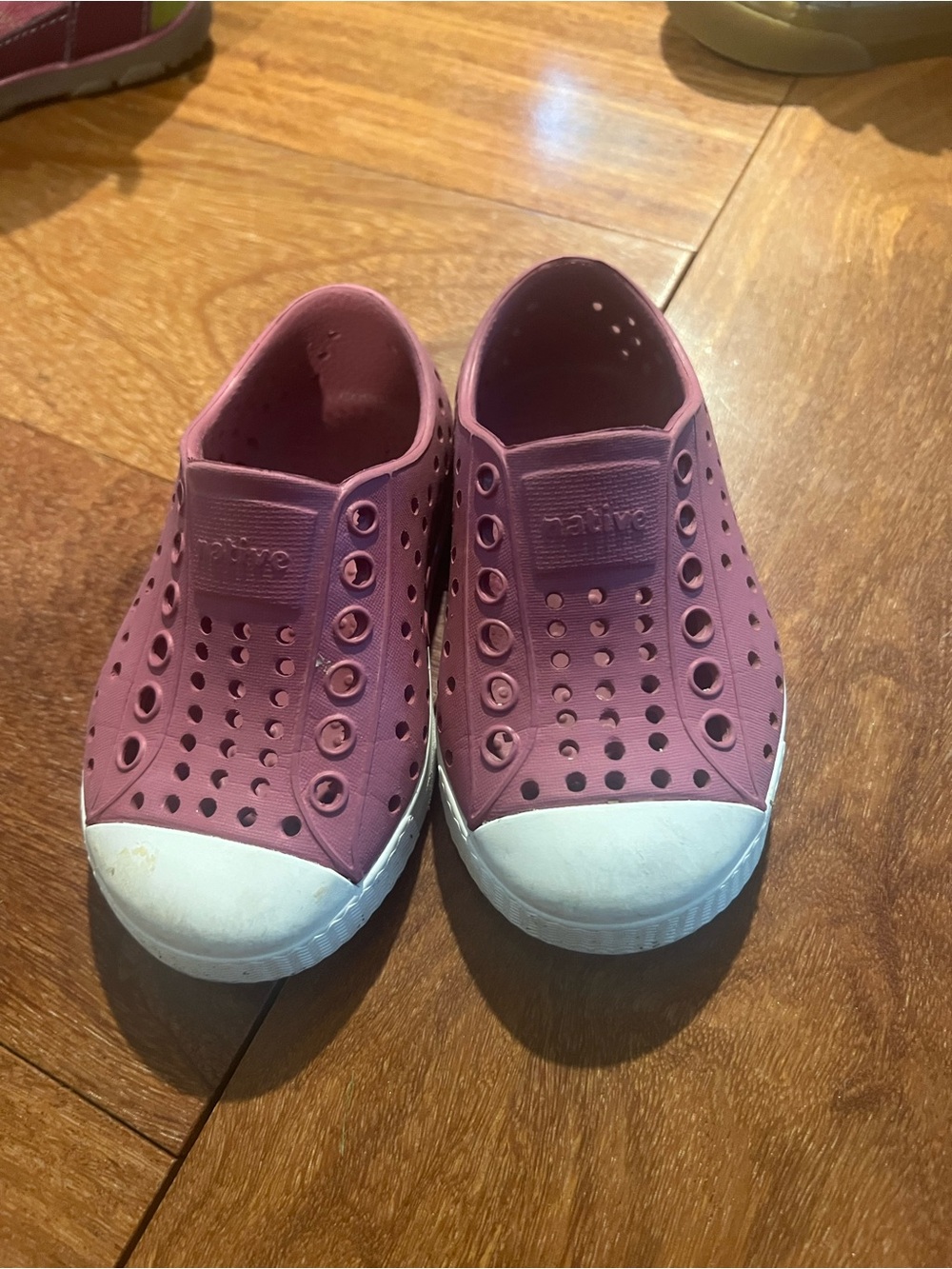 Native Kids Slip-On Water Shoes in Dusty Rose with White Toe